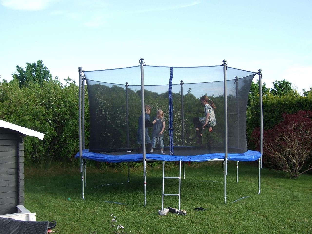 Why Trampolining is a Fantastic Workout for All Ages